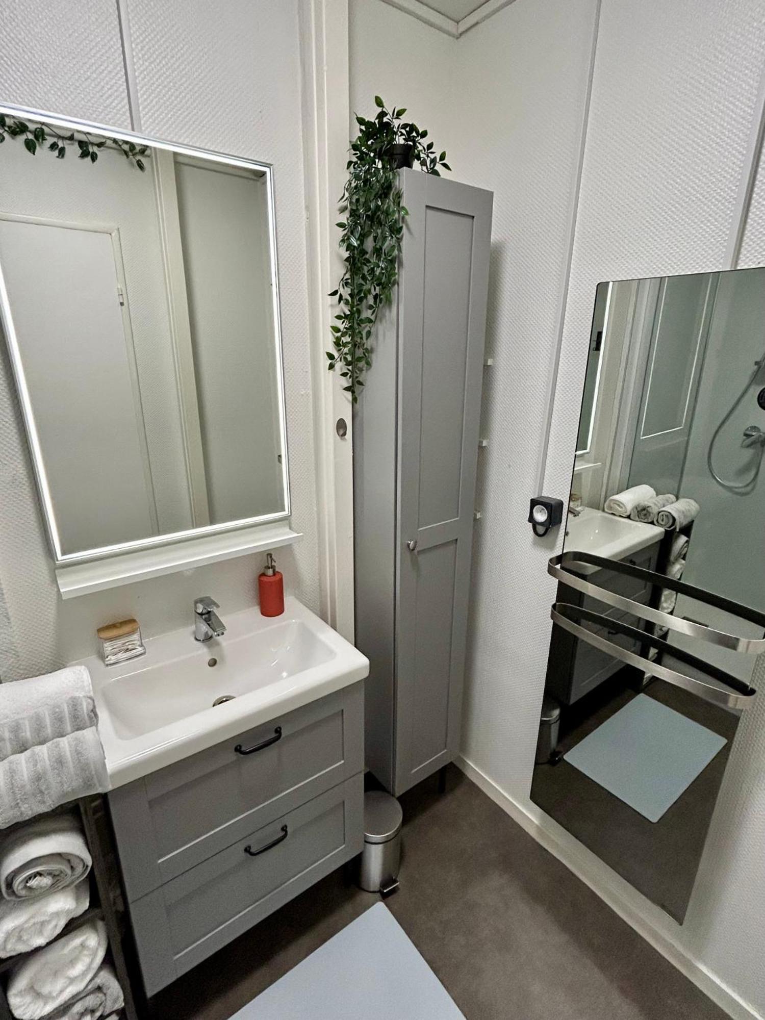 Cocon Cosy Et Verdoyant - Private Parking, Breakfast, Wifi, Netflix Καν Εξωτερικό φωτογραφία
